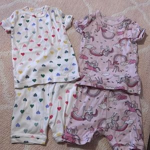 2 pairs Gap PJs.